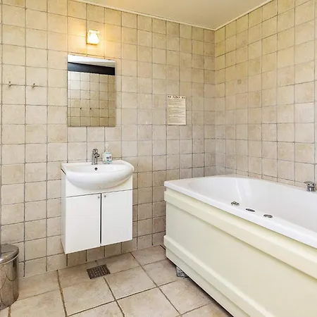 8 Person In Hojslev-by Traum Bostrup